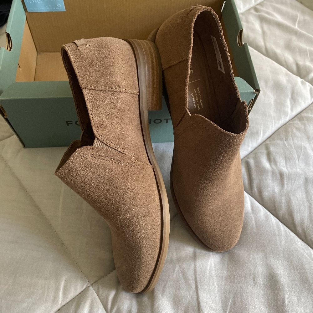 Brand new Tom’s booties